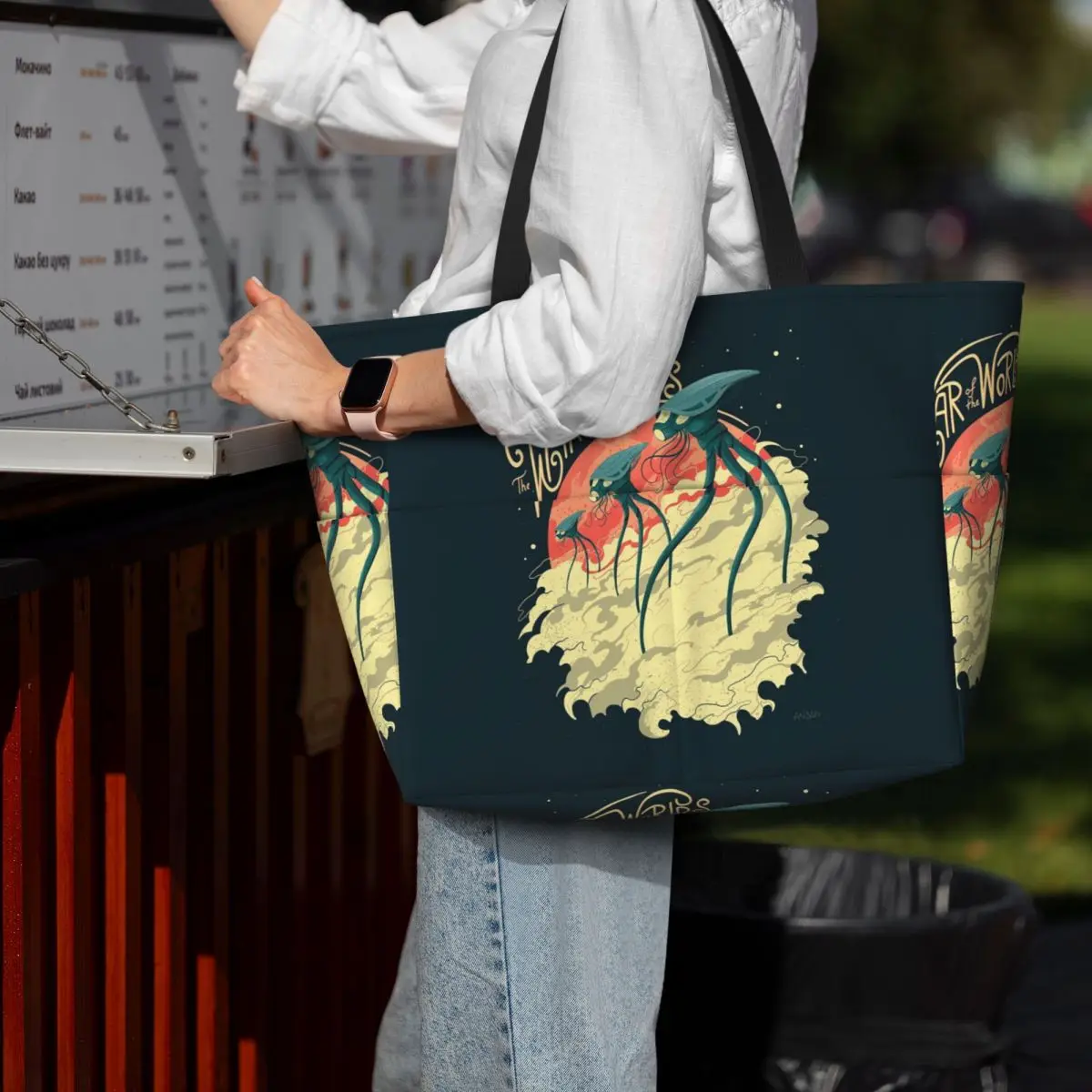 War Of The Worlds Beach Tote B - Yoga Fitness World ulasan dan harga
